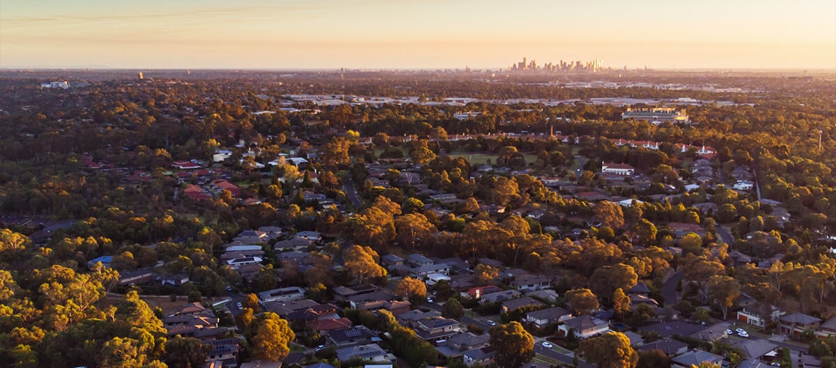 Melbourne suburbs at sunset - Moving to Melbourne from Brisbane - Austate Removals  
