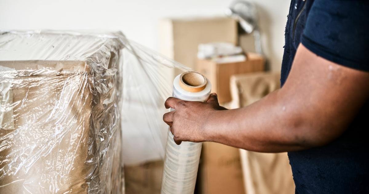 man packaging for furniture to move interstate