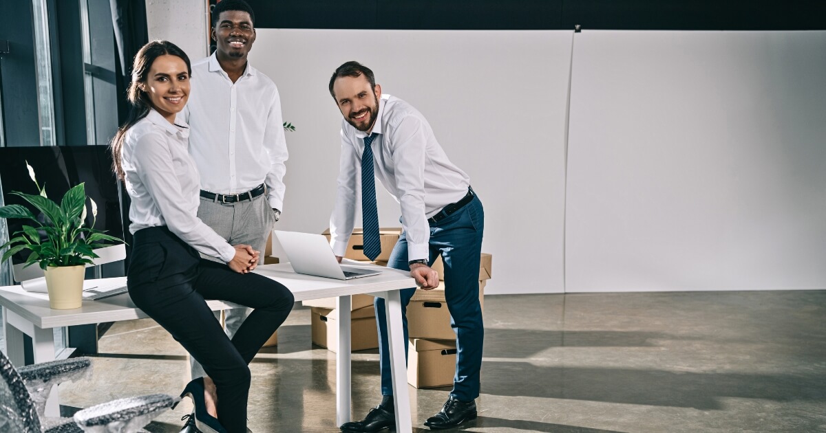 3 colleagues planning their office move