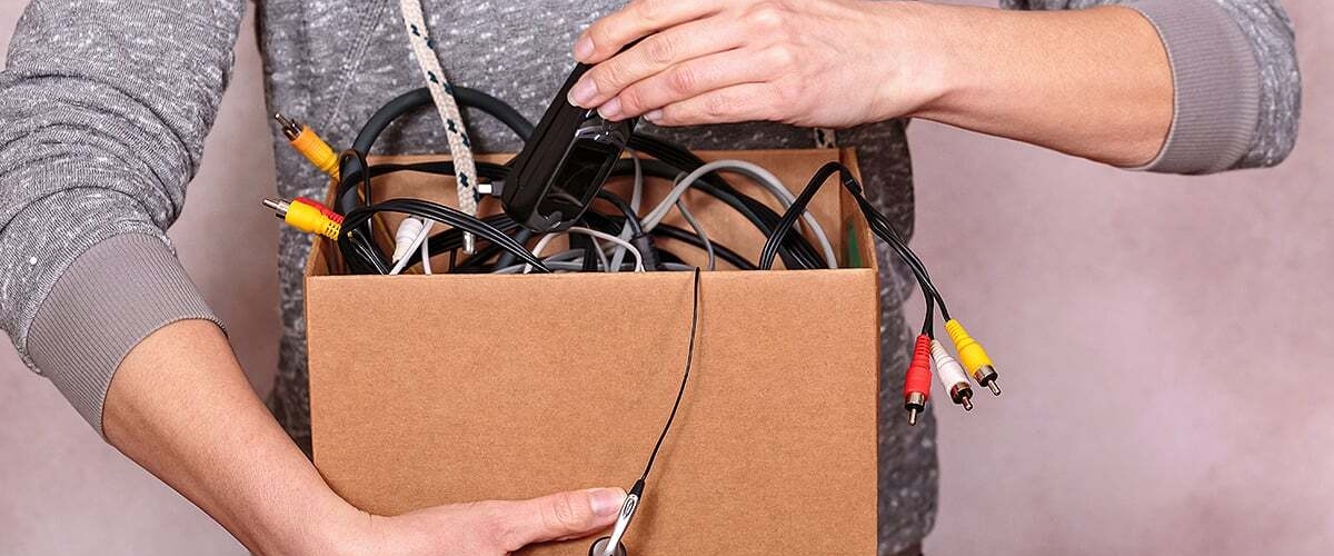 How to pack electronics for Moving: The essential guide banner image