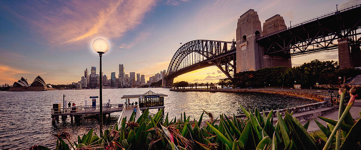 Reasons for moving to Australia: Top 7 List banner image