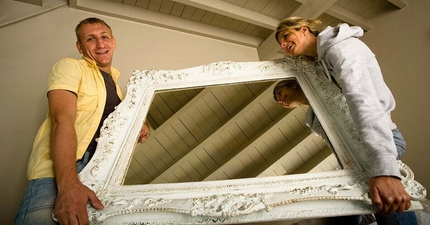 Thumbnail: How to pack a mirror for moving