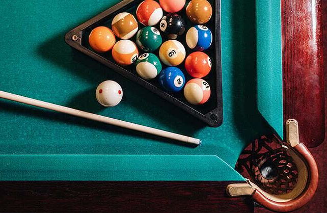 Pool table sizes: Choosing the right one for your room banner image